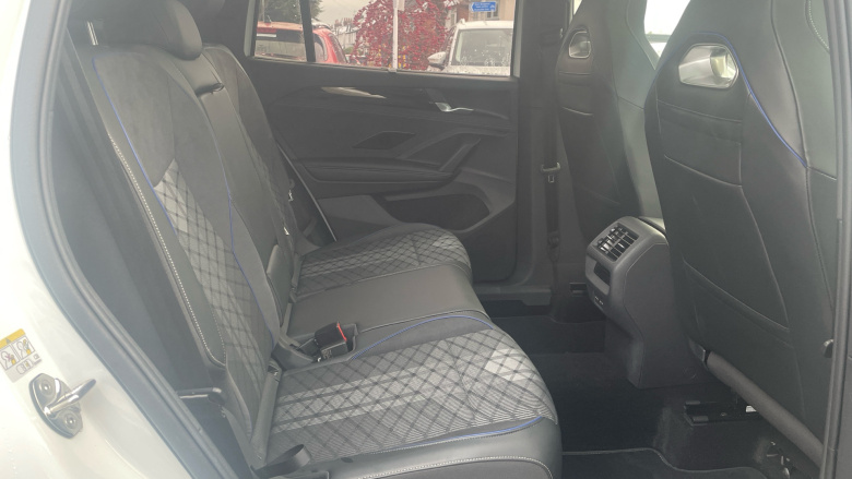 Volkswagen Tayron 1.5 TSI eHybrid R-Line Edition 5dr DSG6 Estate